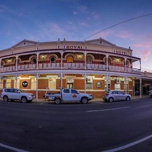 Royal Hotel Sea Lake